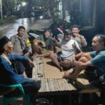 Ronda Malam Bersama Warga Perum Villa Kencana, Aiptu Jumadi Perkuat Keamanan Lingkungan