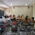 JAGA BEKASI ON THE SPOT, POLSEK PEBAYURAN AJAK WARGA TINGKATKAN KAMTIBMAS MELALUI SISKAMLING