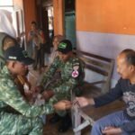 Menyusuri Gang Sempit, memburu penyakit, Prajurit Yonif TP 338/TM membawa Harapan Baru